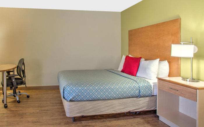 Slackline Moab, Outset Collection by Hilton