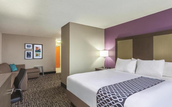 La Quinta Inn & Suites by Wyndham Hopkinsville