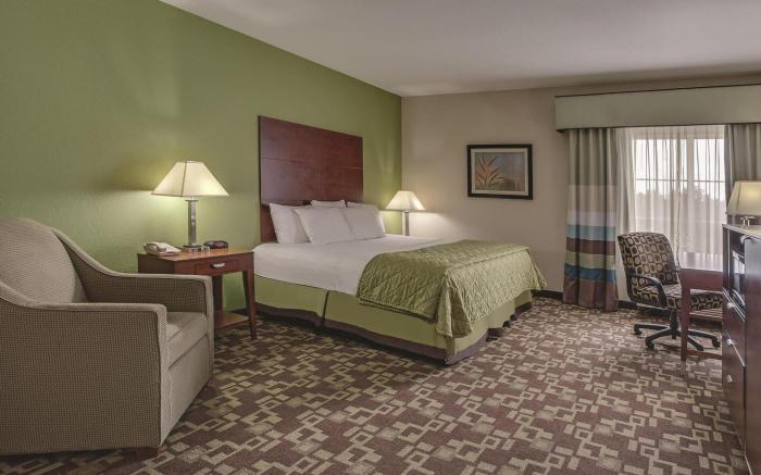 La Quinta Inn & Suites by Wyndham Tupelo