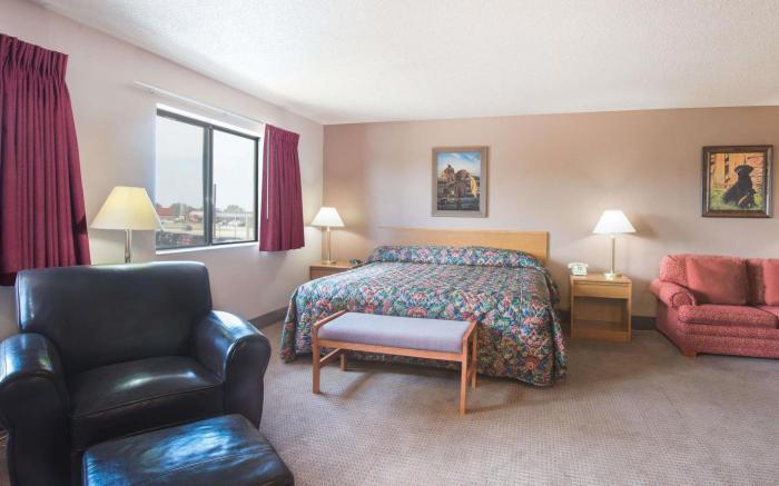 Super 8 By Wyndham Abilene Ks