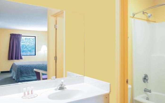Days Inn by Wyndham Camilla
