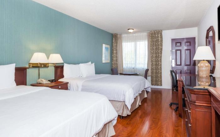 Days Inn & Suites by Wyndham Sunnyvale