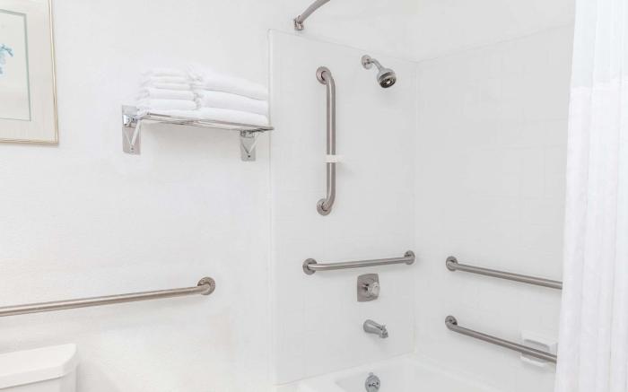Days Inn & Suites by Wyndham Sunnyvale