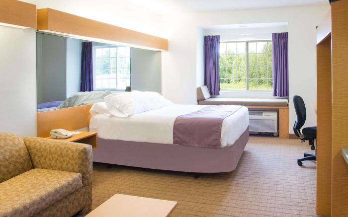 Microtel Inn & Suites by Wyndham Plattsburgh