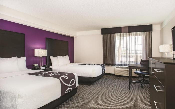 La Quinta Inn & Suites by Wyndham Las Vegas Summerlin Tech