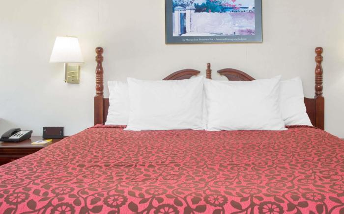 Days Inn by Wyndham Milledgeville