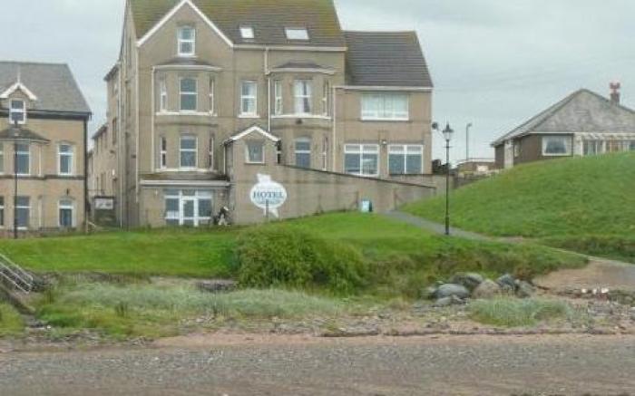 Bailey Ground Hotel