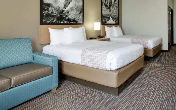 Spark by Hilton Midland South