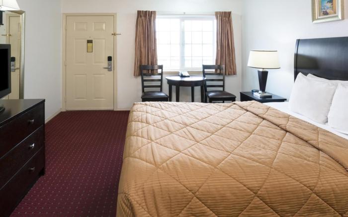 Days Inn by Wyndham Newport OR