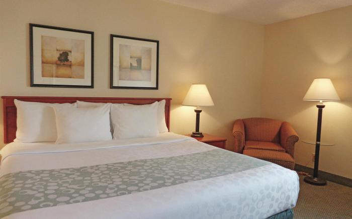 La Quinta Inn & Suites by Wyndham Albuquerque Journal Ctr NW