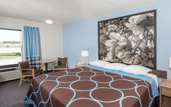 Super 8 By Wyndham Valdosta/Conf Center Area