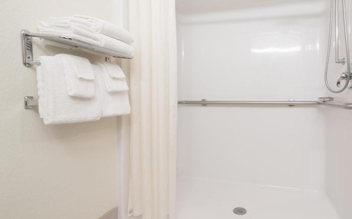 Microtel Inn & Suites by Wyndham Rice Lake