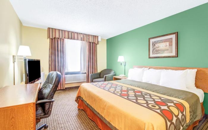 Super 8 By Wyndham Mckinney/Plano Area