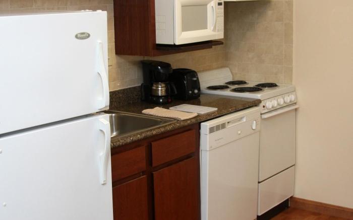 Host Inn All Suites