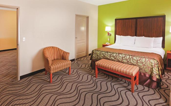 La Quinta Inn & Suites by Wyndham Corpus Christi Airport