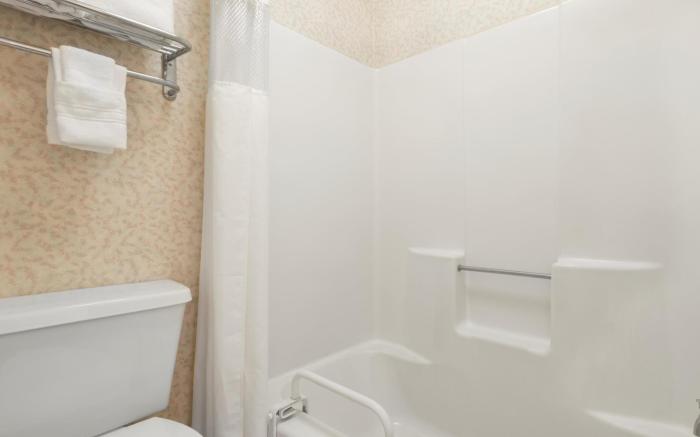 Days Inn by Wyndham Greenville