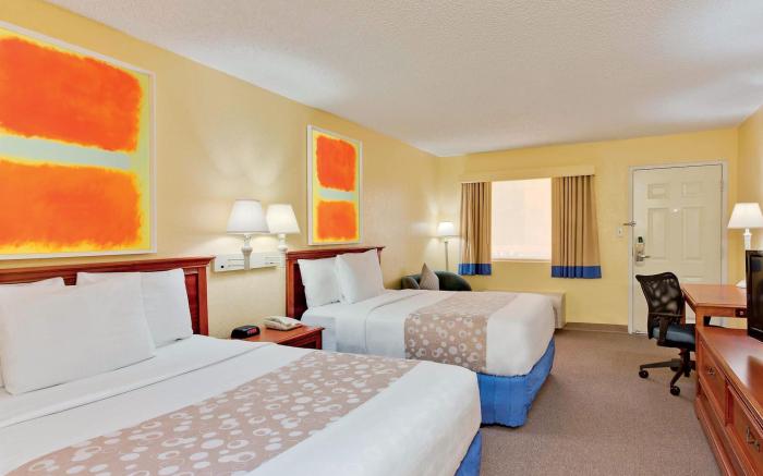 La Quinta Inn by Wyndham West Palm Beach - Florida Turnpike