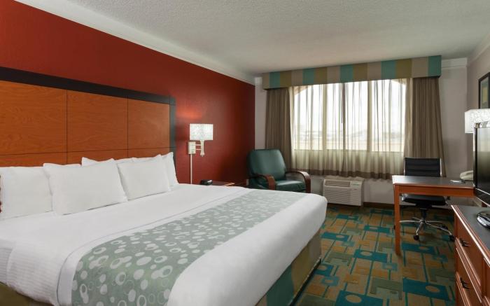 La Quinta Inn & Suites by Wyndham Seattle Sea-Tac Airport