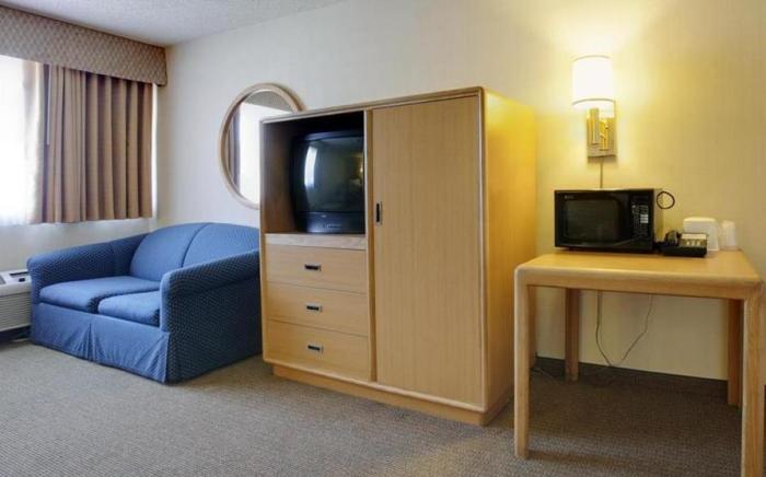 Americas Best Value Inn Visalia