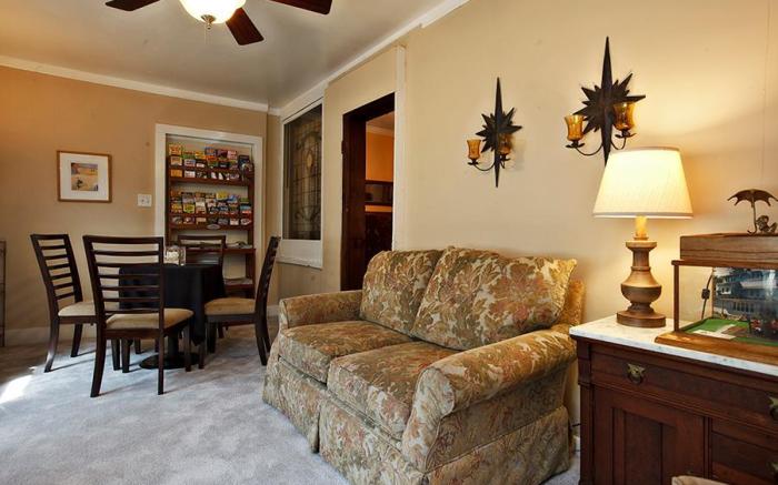 The Frogtown Inn