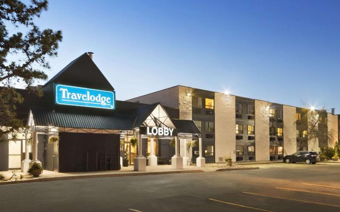 Travelodge by Wyndham Edmonton South