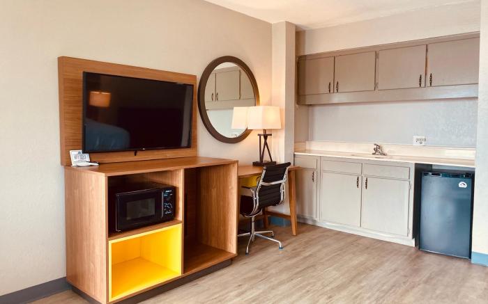 Days Inn by Wyndham Ardmore