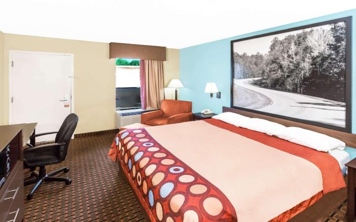 Super 8 By Wyndham Madison - Ridgeland Area