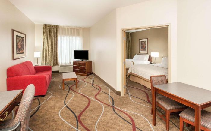 Hawthorn Extended Stay by Wyndham Bloomington