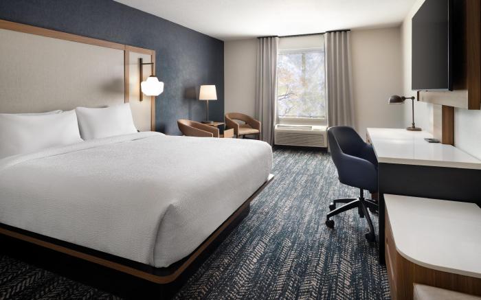 Fairfield Inn & Suites Fresno River Park