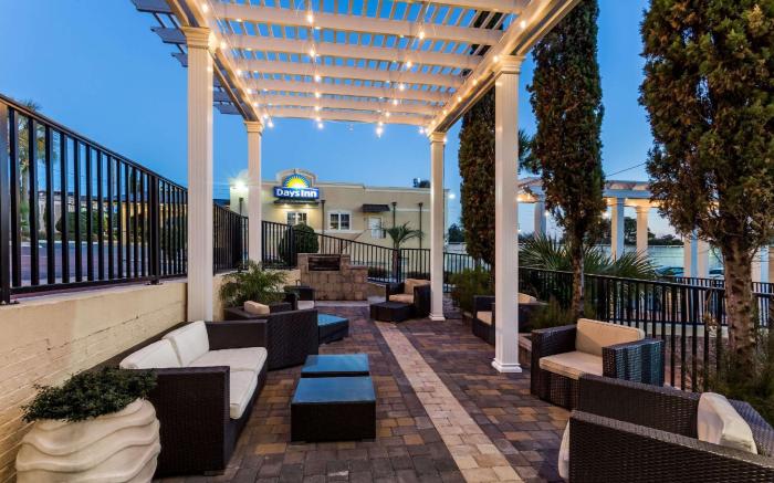Days Inn by Wyndham Pensacola - Historic Downtown