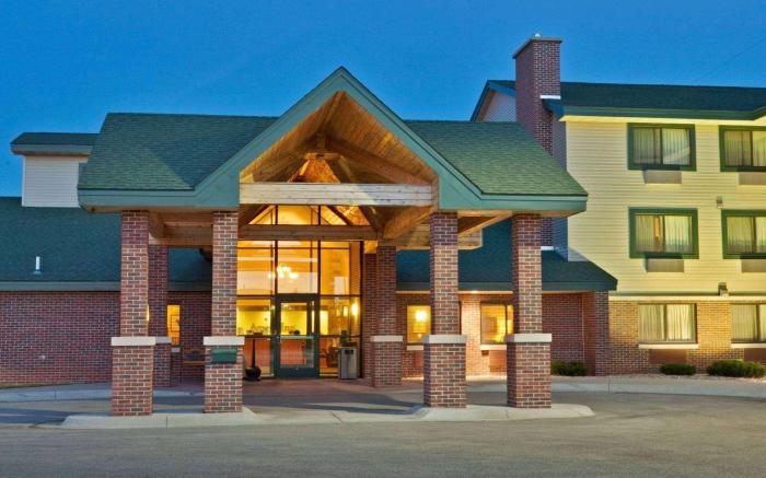 AmericInn by Wyndham Lincoln South
