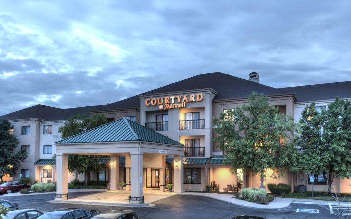 Courtyard Wichita East