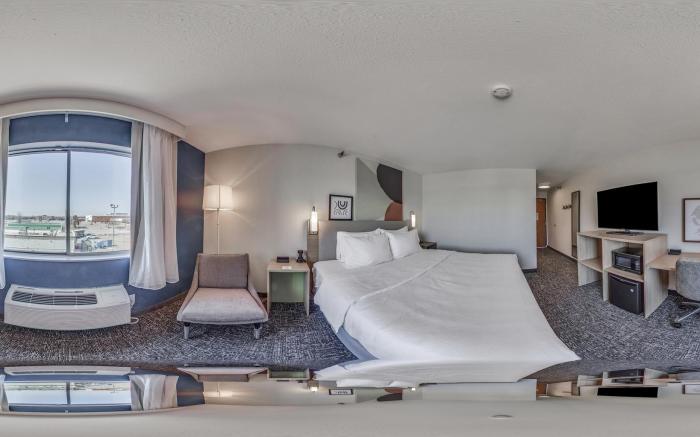 Spark by Hilton Moline Quad Cities