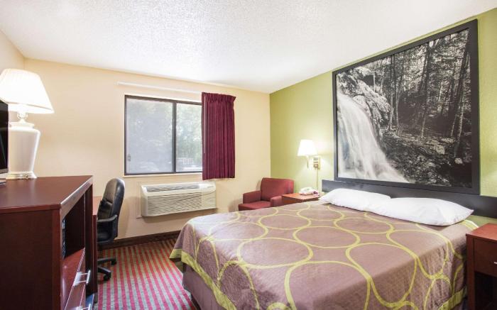 Super 8 By Wyndham Harrisonburg