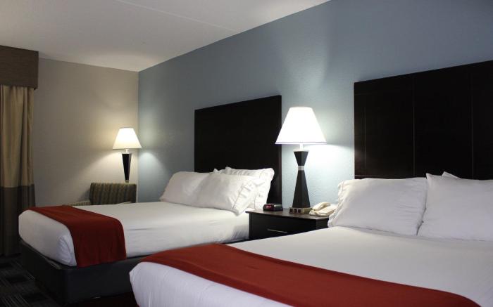 Holiday Inn Express Forsyth By IHG