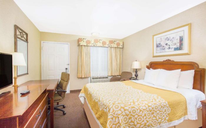 Days Inn by Wyndham Monterey-Fisherman's Wharf Aquarium