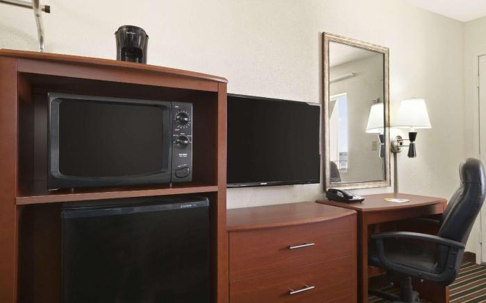 Days Inn by Wyndham Champaign/Urbana