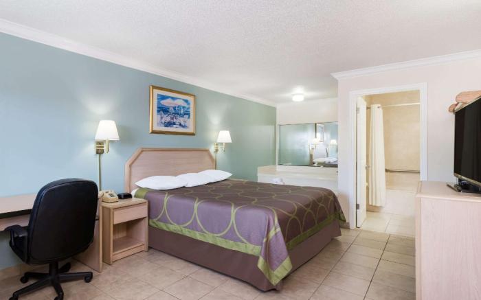 Super 8 By Wyndham Ft Walton Beach