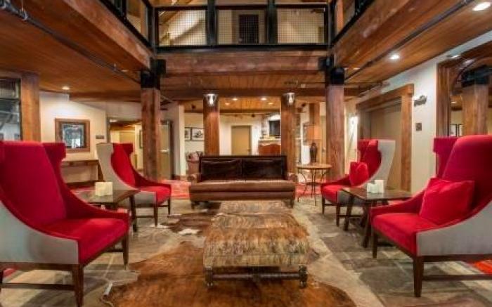 Silver Baron Lodge