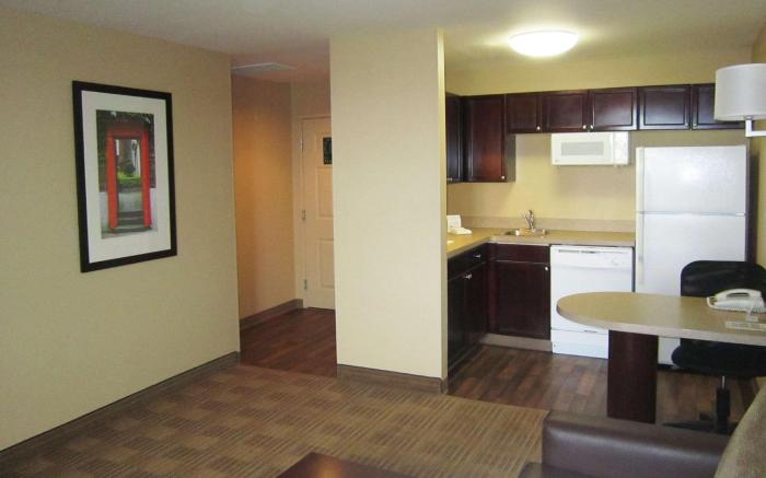 Extended Stay America Suites - Raleigh - RTP - 4919 Miami Blvd.