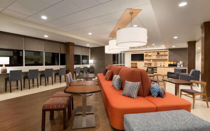 Home2 Suites by Hilton Phoenix Glendale-Westgate