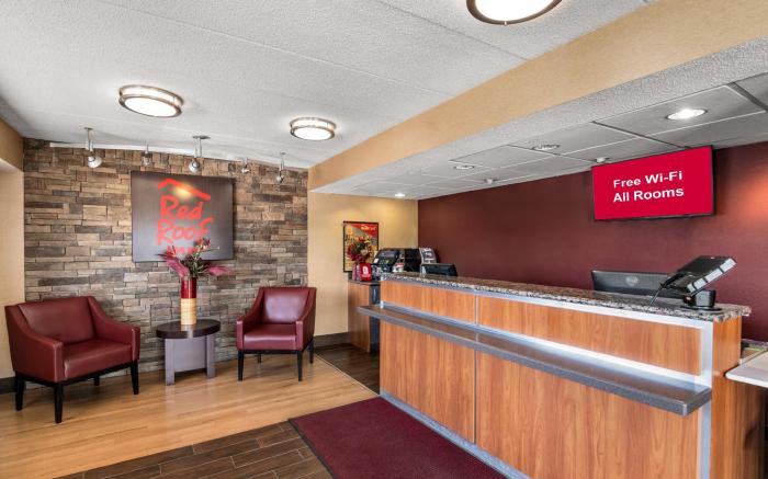 Red Roof Inn Enfield