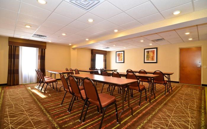 Holiday Inn Express Atlanta-Stone Mountain By IHG