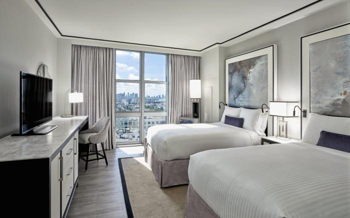 Loews Miami Beach Hotel