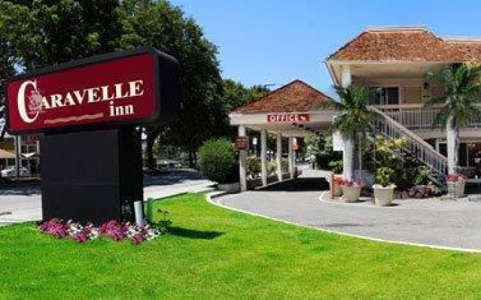 Caravelle Inn & Suites
