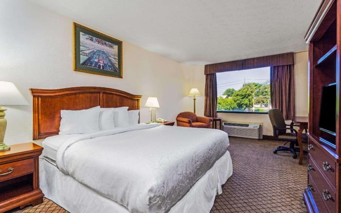 Days Inn by Wyndham Columbus Airport
