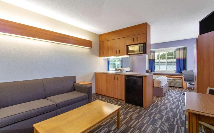 Microtel Inn & Suites by Wyndham Lillington Near Campbell U
