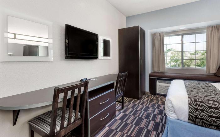 Microtel Inn & Suites by Wyndham Hoover/Birmingham