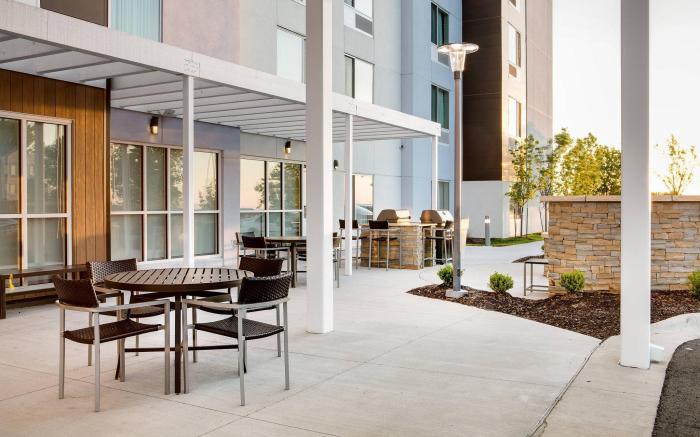 TownePlace Suites Kansas City Airport