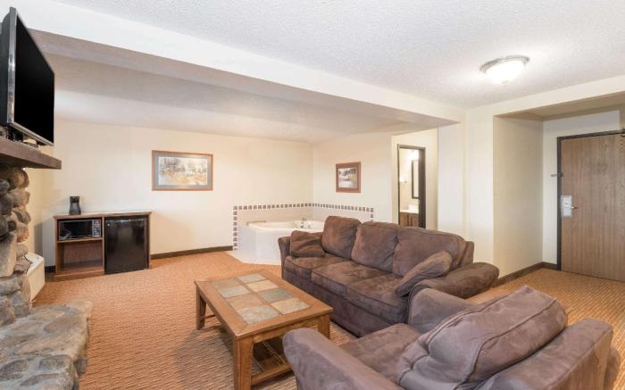 Super 8 By Wyndham Bemidji Mn